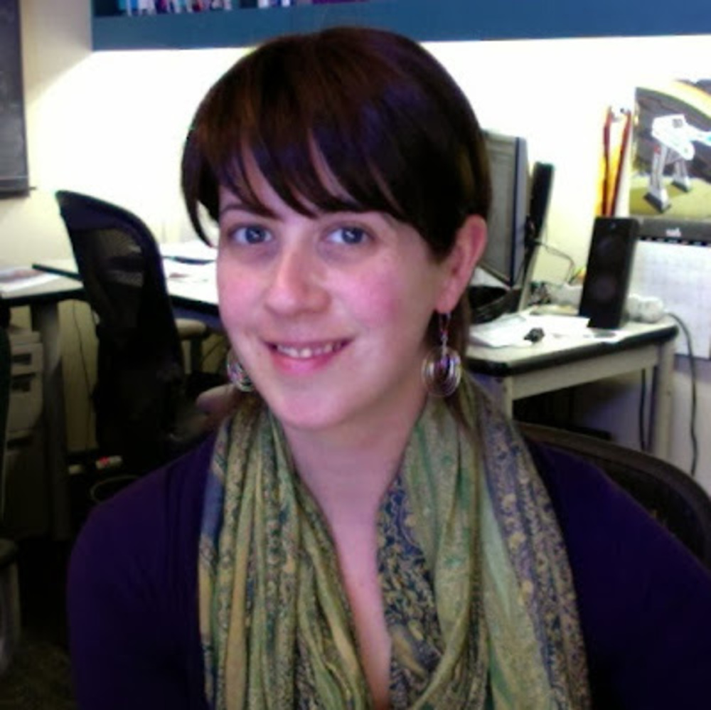 Meet your Posher, Larissa